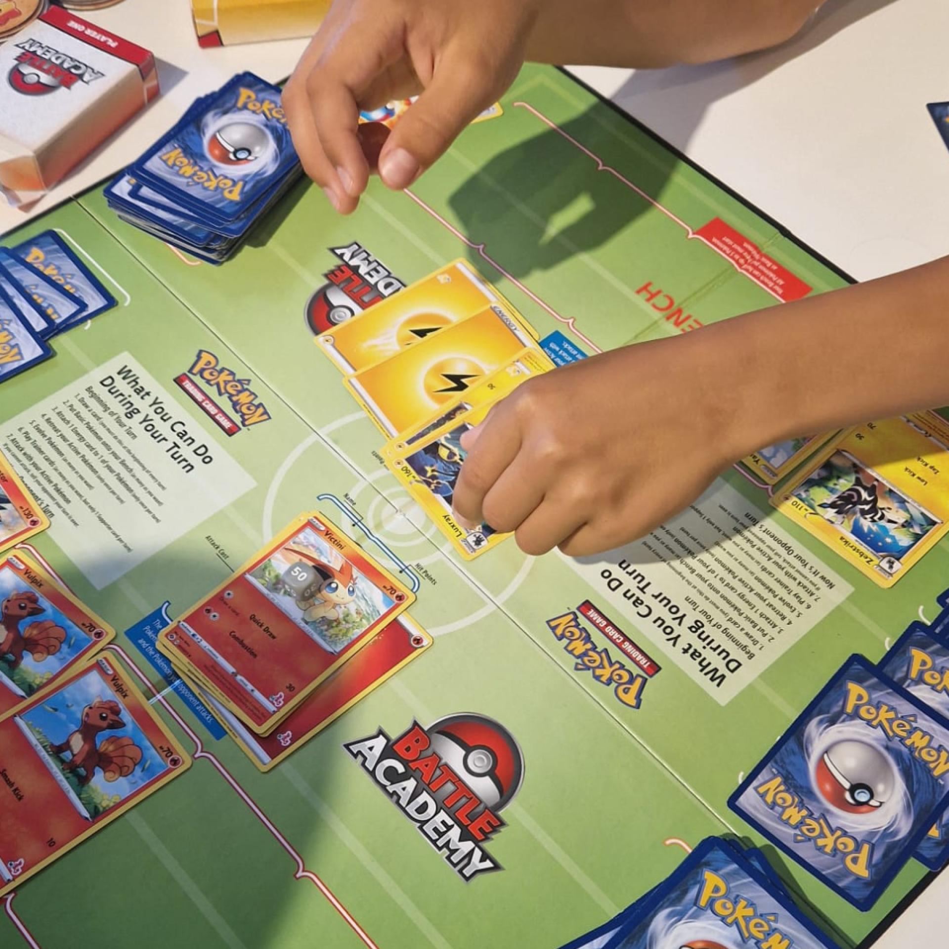 manohobis.com - vaikų pokémon battle academy